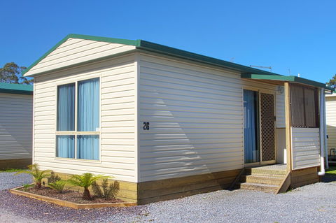 Strahan Beach Tourist Park - Southport Accommodation 11