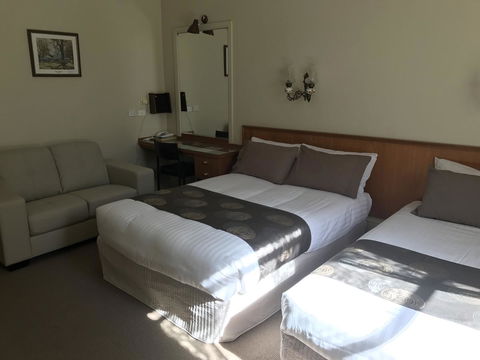 Campbell St Lodge - Southport Accommodation 12