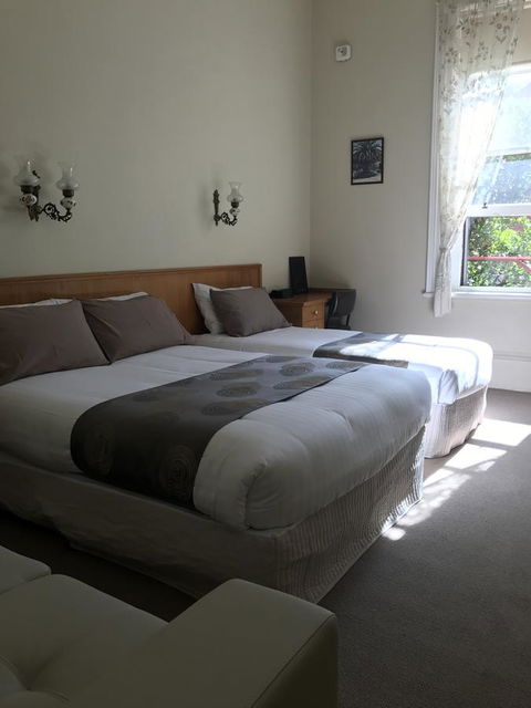 Campbell St Lodge - Southport Accommodation 11