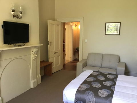 Campbell St Lodge - Southport Accommodation 10