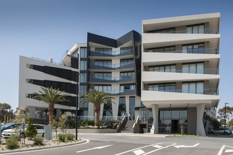 Caroline Serviced Apartments Sandringham - Southport Accommodation 0