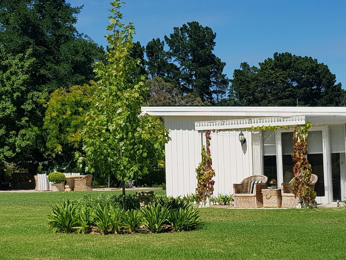 Mount Eliza VIC Southport Accommodation