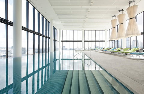 Crown Metropol Melbourne - Accommodation Southport 16