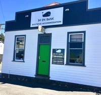 54 on Bank - Southport Accommodation