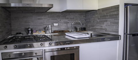 Bayview Loft - Southport Accommodation 17