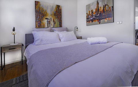Bayview Loft - Southport Accommodation 3