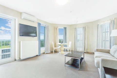 Deep Blue Hotel & Hot Springs - Accommodation Southport 29