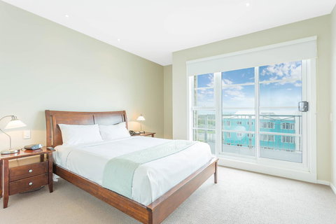 Deep Blue Hotel & Hot Springs - Accommodation Southport 33