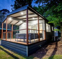 Bright Freeburgh Caravan Park - Southport Accommodation