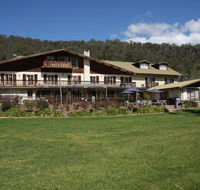 Bright Chalet - Southport Accommodation