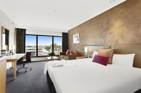Mercure Melbourne Albert Park - Southport Accommodation 9