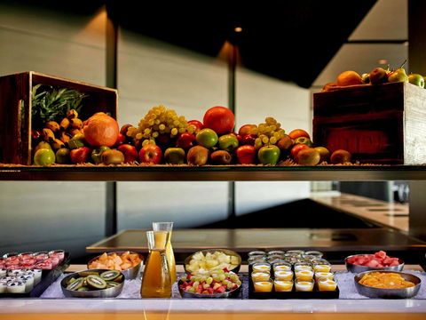 Mercure Melbourne Albert Park - Southport Accommodation 42
