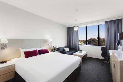 Mercure Melbourne Albert Park - Southport Accommodation 8