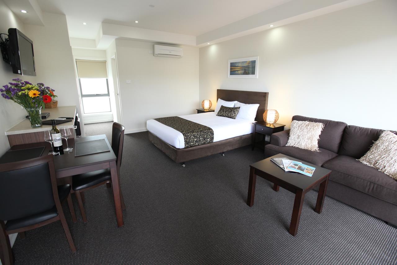 Langwarrin South VIC Southport Accommodation