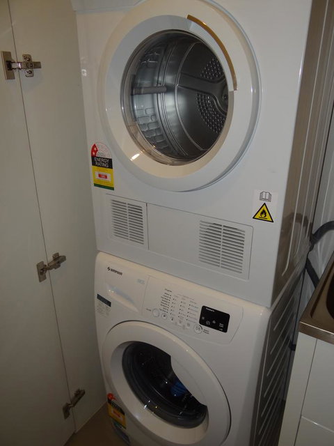 Amazing Accommodations: Vogue - Accommodation Southport 12