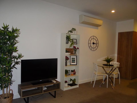 Amazing Accommodations: Vogue - Accommodation Southport 5