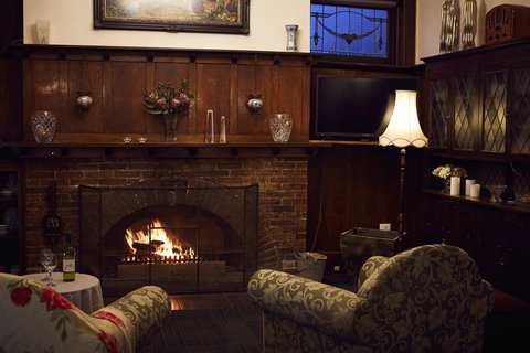 The Highlander Motel - 24HR Check In - Accommodation Southport 36