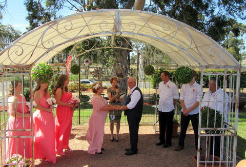 The Highlander Motel - 24HR Check In - Accommodation Southport 33