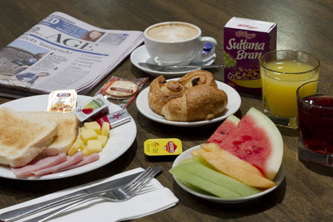 Causeway 353 Hotel - Accommodation Southport 18