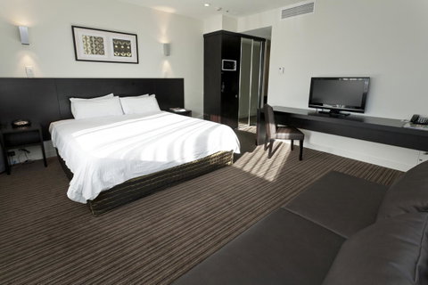 Causeway 353 Hotel - Accommodation Southport 8