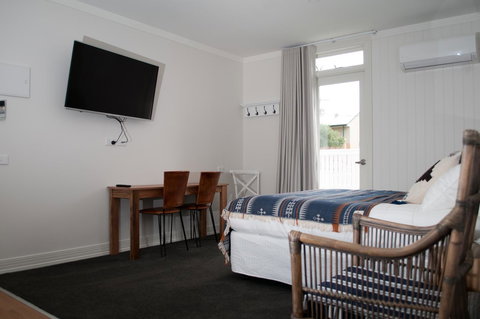 Anchor Geelong - Accommodation Southport 1