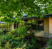 The Orchard House - Southport Accommodation