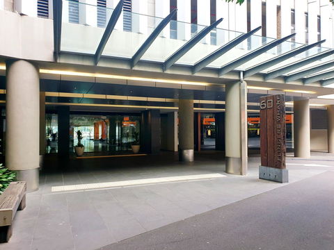 Signature Waterfront Apartments - Southport Accommodation 37