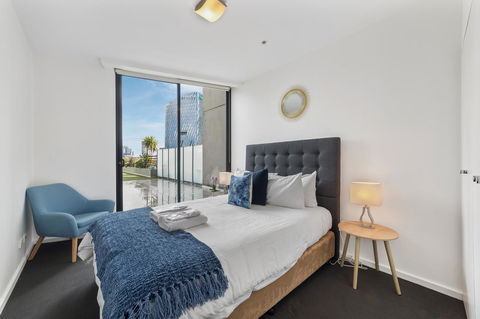 Signature Waterfront Apartments - Southport Accommodation 30