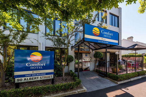 Comfort Hotel East Melbourne - Southport Accommodation 0