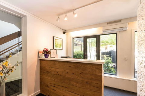 Comfort Hotel East Melbourne - Southport Accommodation 1
