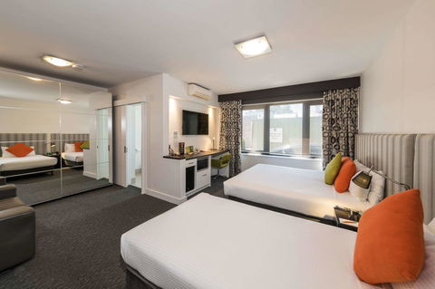 Comfort Hotel East Melbourne - Southport Accommodation 9