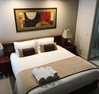luxury abalina cottages - Southport Accommodation