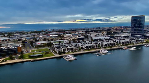 JC Waterfront Apartments On Collins - Accommodation Southport 8