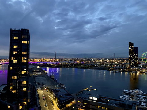 JC Waterfront Apartments On Collins - Accommodation Southport 10