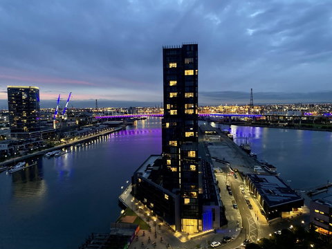 JC Waterfront Apartments On Collins - Accommodation Southport 7