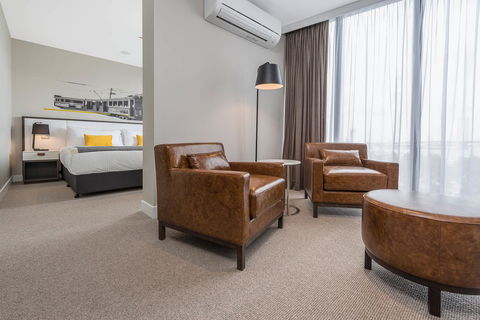Peppers Docklands - Southport Accommodation 30