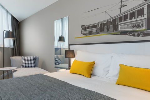 Peppers Docklands - Southport Accommodation 17