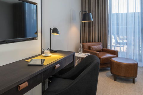 Peppers Docklands - Southport Accommodation 19