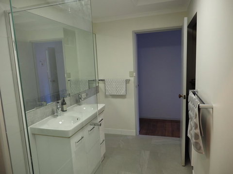 Port Relaxation - Southport Accommodation 4