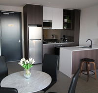 Evelyn507 - Southport Accommodation