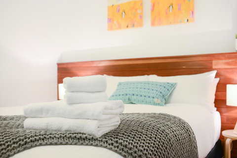 Canvas Suites On Russell Place - Southport Accommodation 7