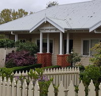 Healesville House - Fig Tree House - Southport Accommodation