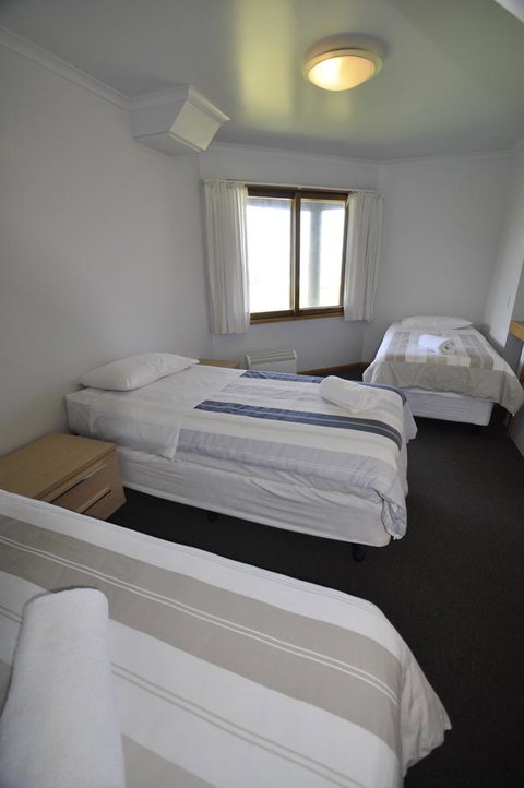 14 Steps - Southport Accommodation 5