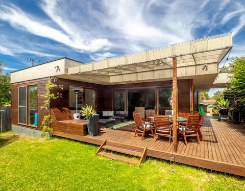 Blairgowrie Moonah Beach House: Walk To Beach - Southport Accommodation 4