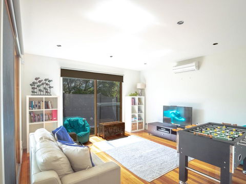 Blairgowrie Moonah Beach House: Walk To Beach - Southport Accommodation 8