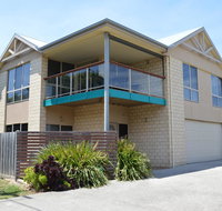 Ocean View Beach house - Accommodation Southport
