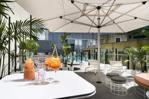 Adelphi Hotel - Accommodation Southport 17