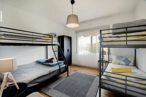 Jettycove Beach House - Southport Accommodation 7