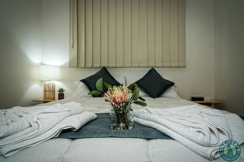 The Cape Gateway Motel - Southport Accommodation 1
