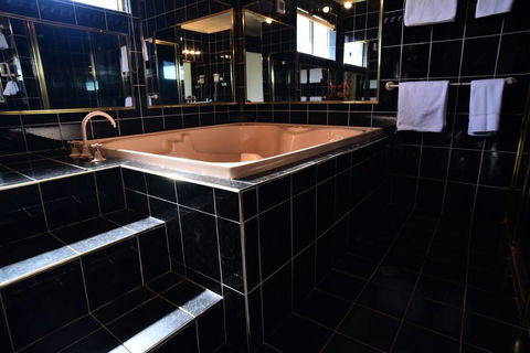 The Crossing Motel - Southport Accommodation 1